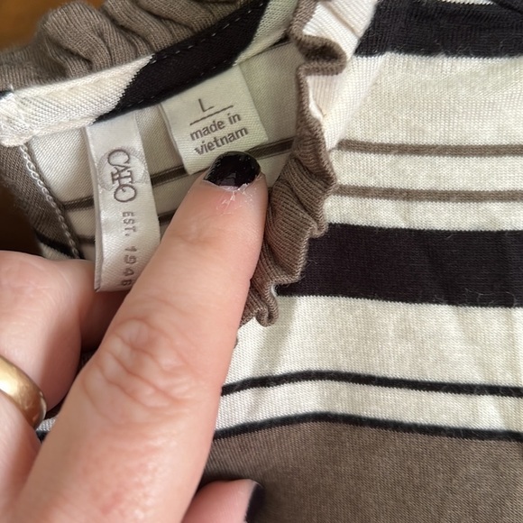 CATO Striped Knit Tank, High neck with ruffle detail, Sz Large, GUC. - Picture 3 of 4